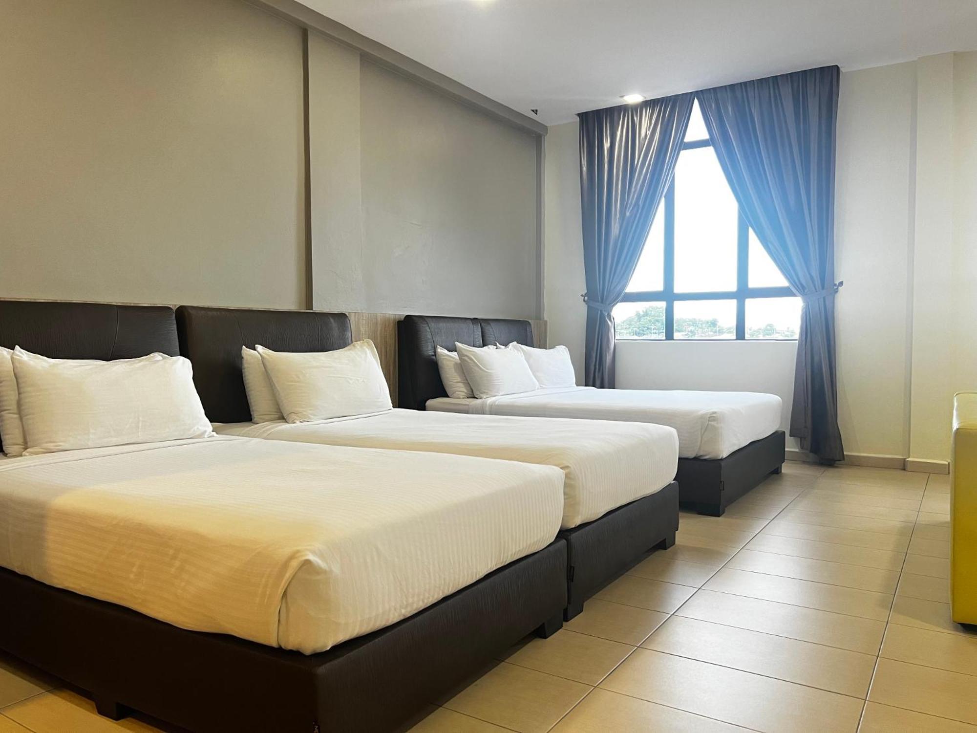 Sin Lien Hotel Keluang Eksteriør bilde