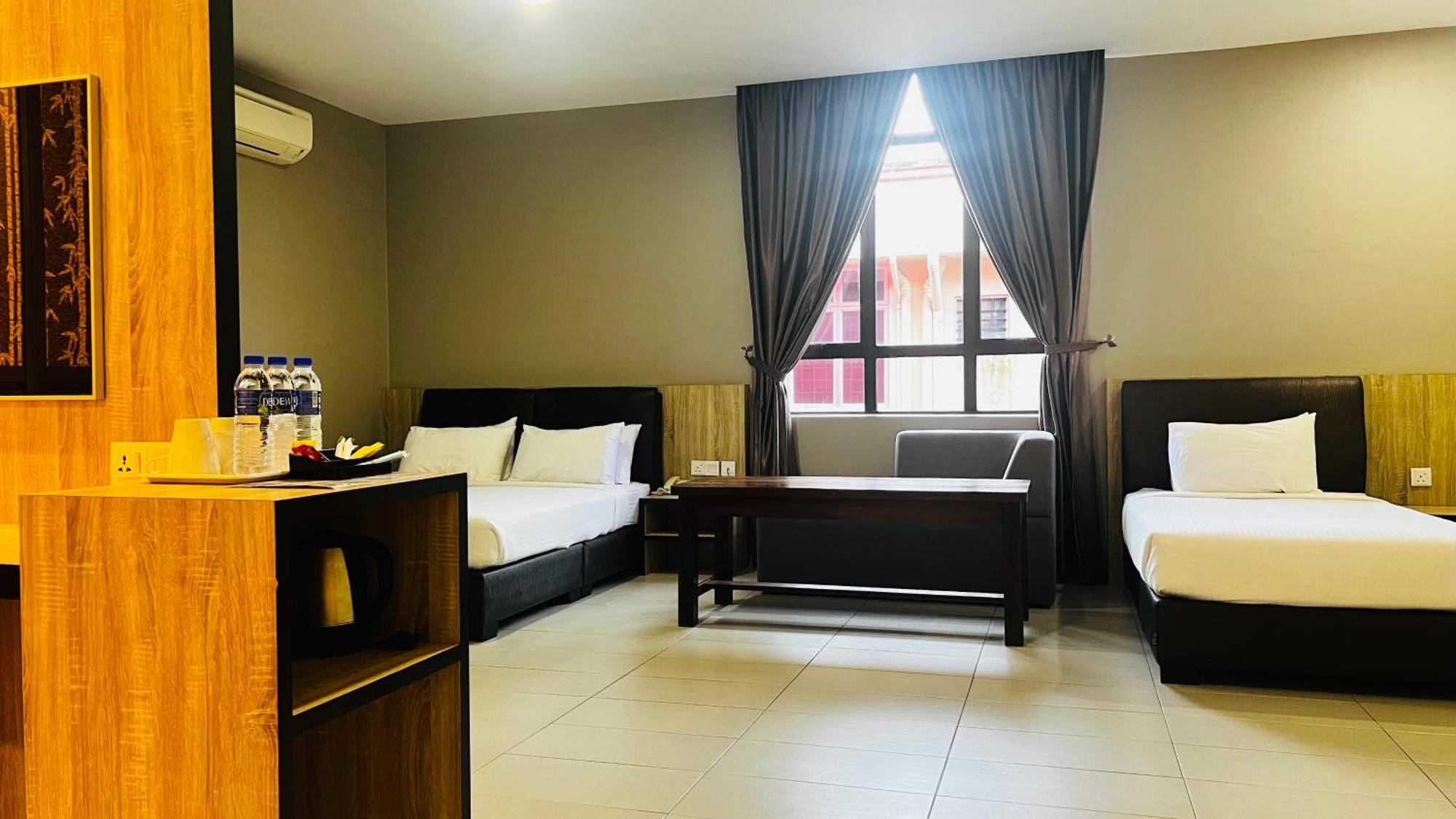 Sin Lien Hotel Keluang Eksteriør bilde
