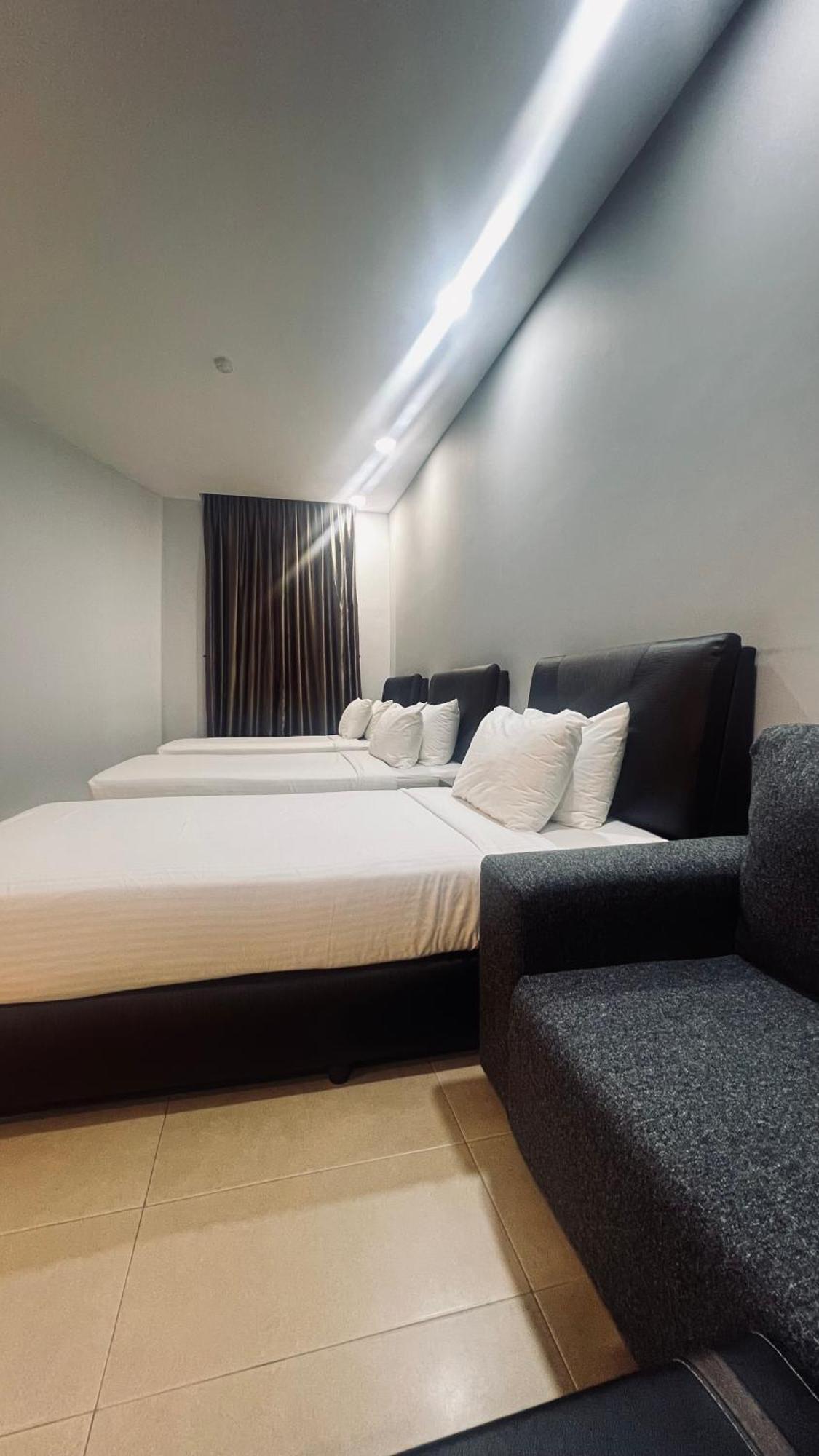 Sin Lien Hotel Keluang Eksteriør bilde