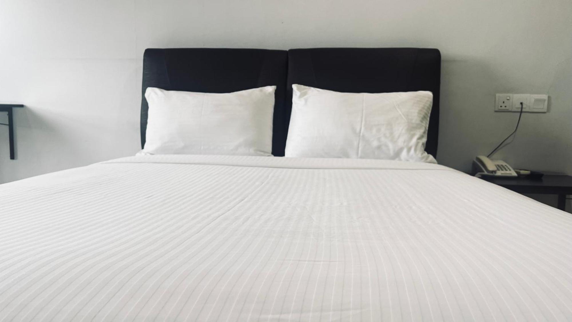 Sin Lien Hotel Keluang Eksteriør bilde