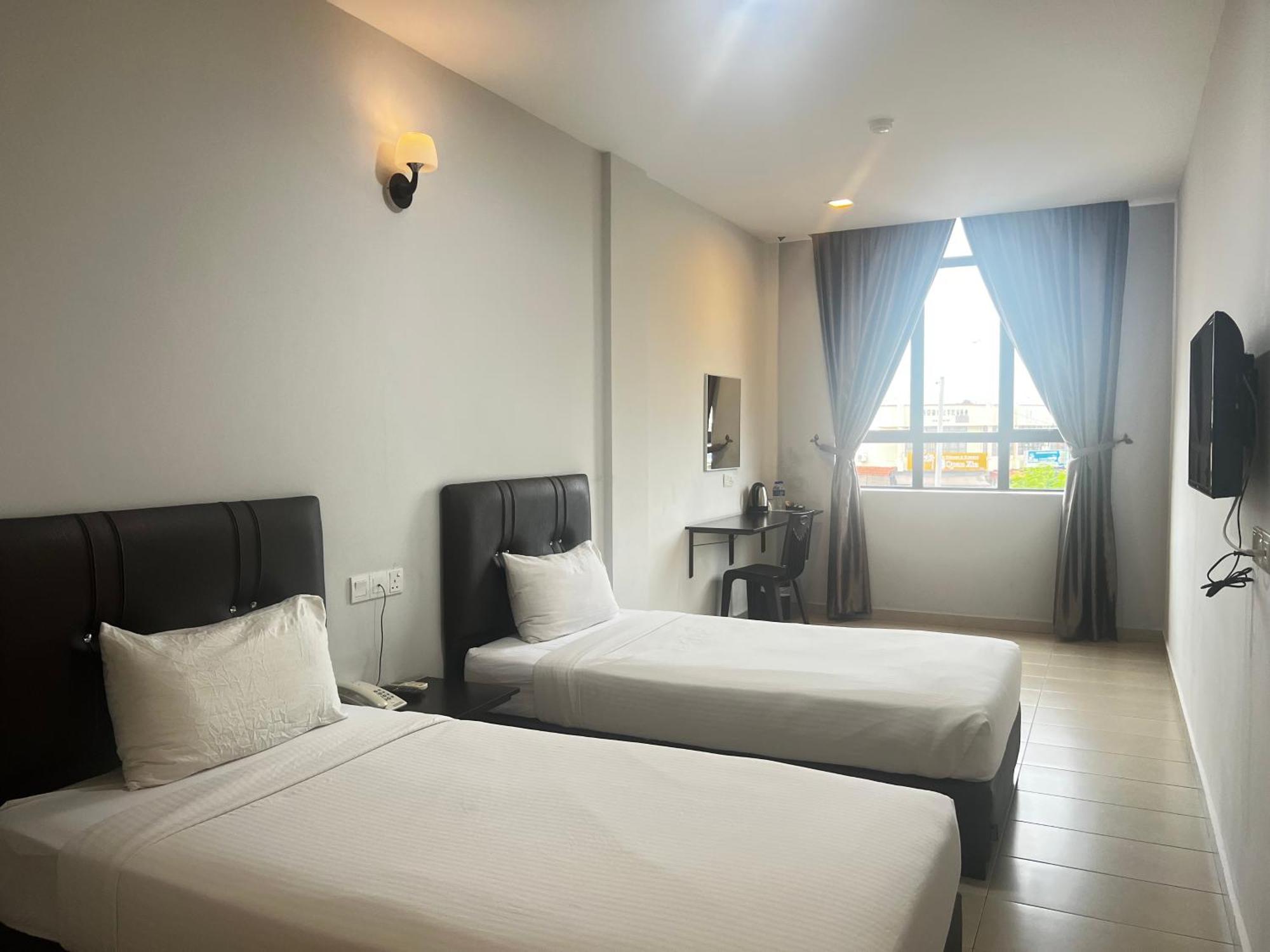 Sin Lien Hotel Keluang Eksteriør bilde