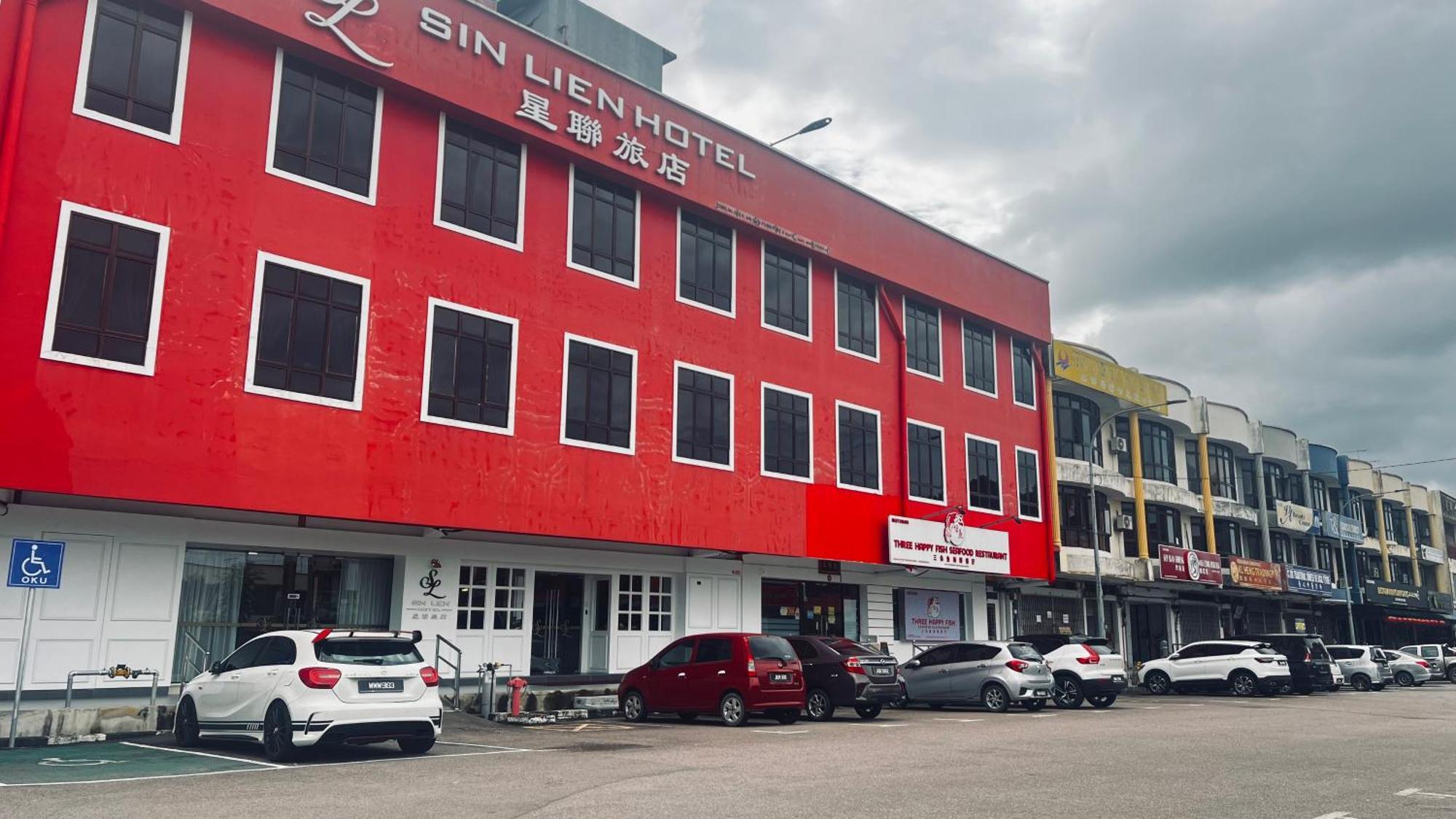 Sin Lien Hotel Keluang Eksteriør bilde